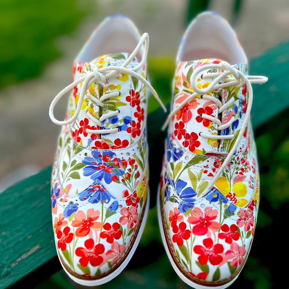 Cole Haan original grand wingtip floral print shoes size 8.5